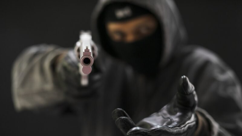 Six hommes interpellés à Kumasi, soupçonnés d&rsquo;appartenir à un réseau de braquages
