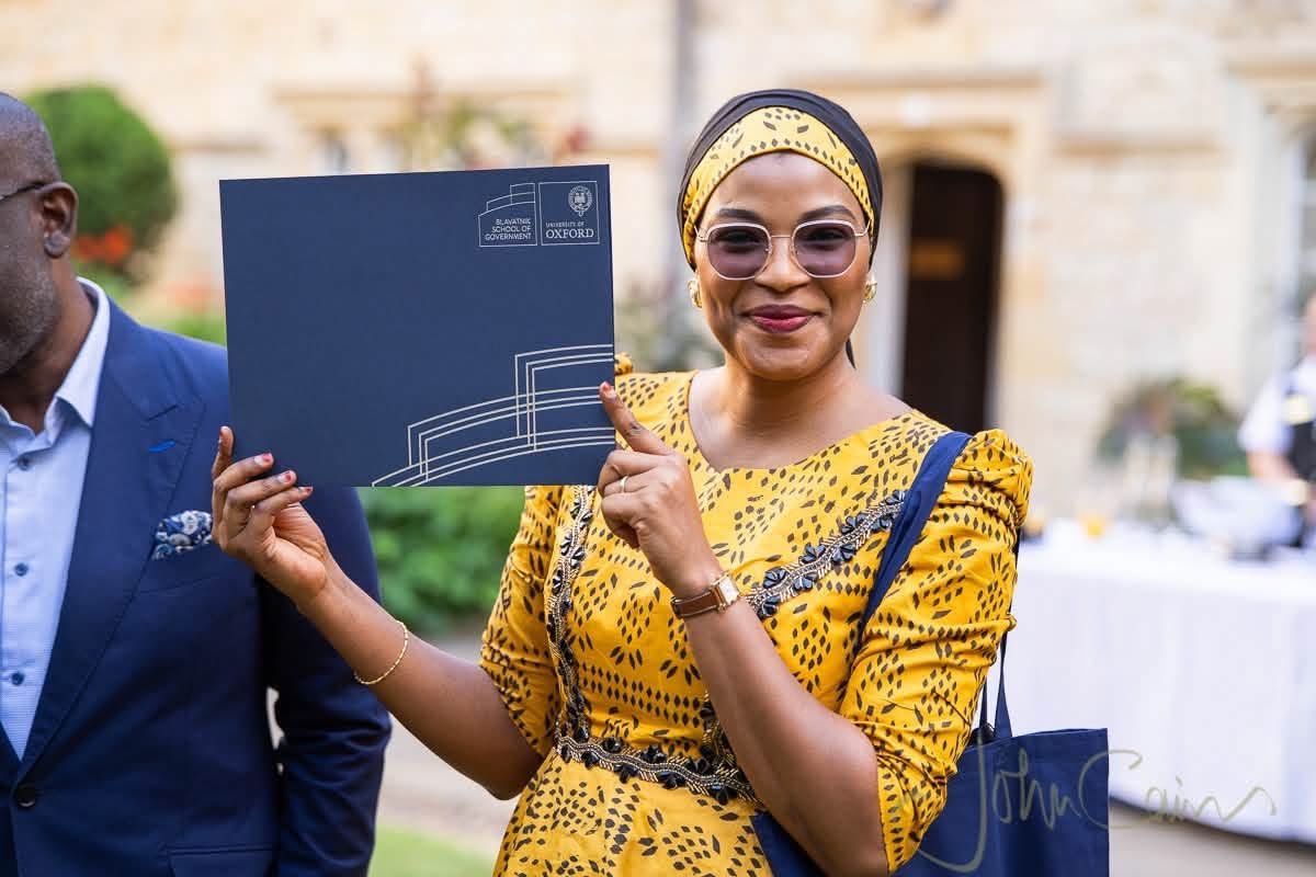 Leadership public : Dre Diaka SIDIBÉ renforce son expertise à l’Université d’Oxford