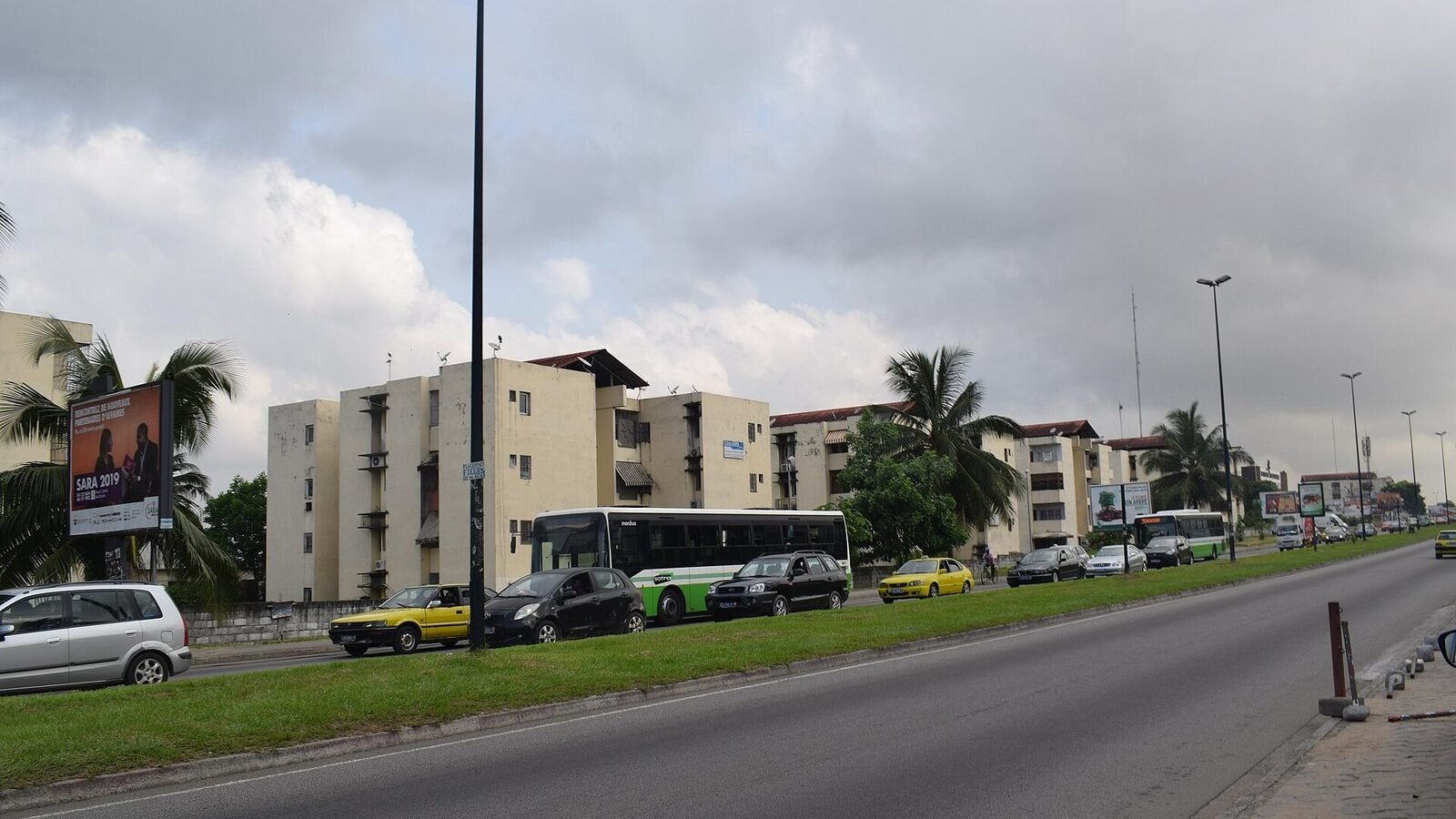 Public Transport in Abidjan, Ivory Coast 02, Côte d'Ivoire. Image d'archive.