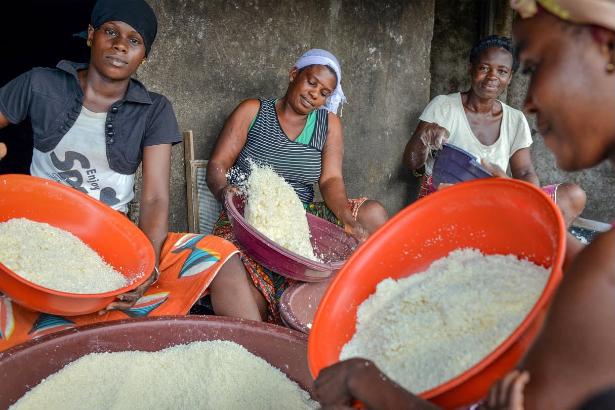 Culture : le garba, une spécialité ivoirienne devenue un phénomène populaire