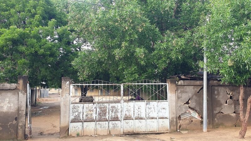 École du centre de N'djamena, Tchad. Image d'archive.