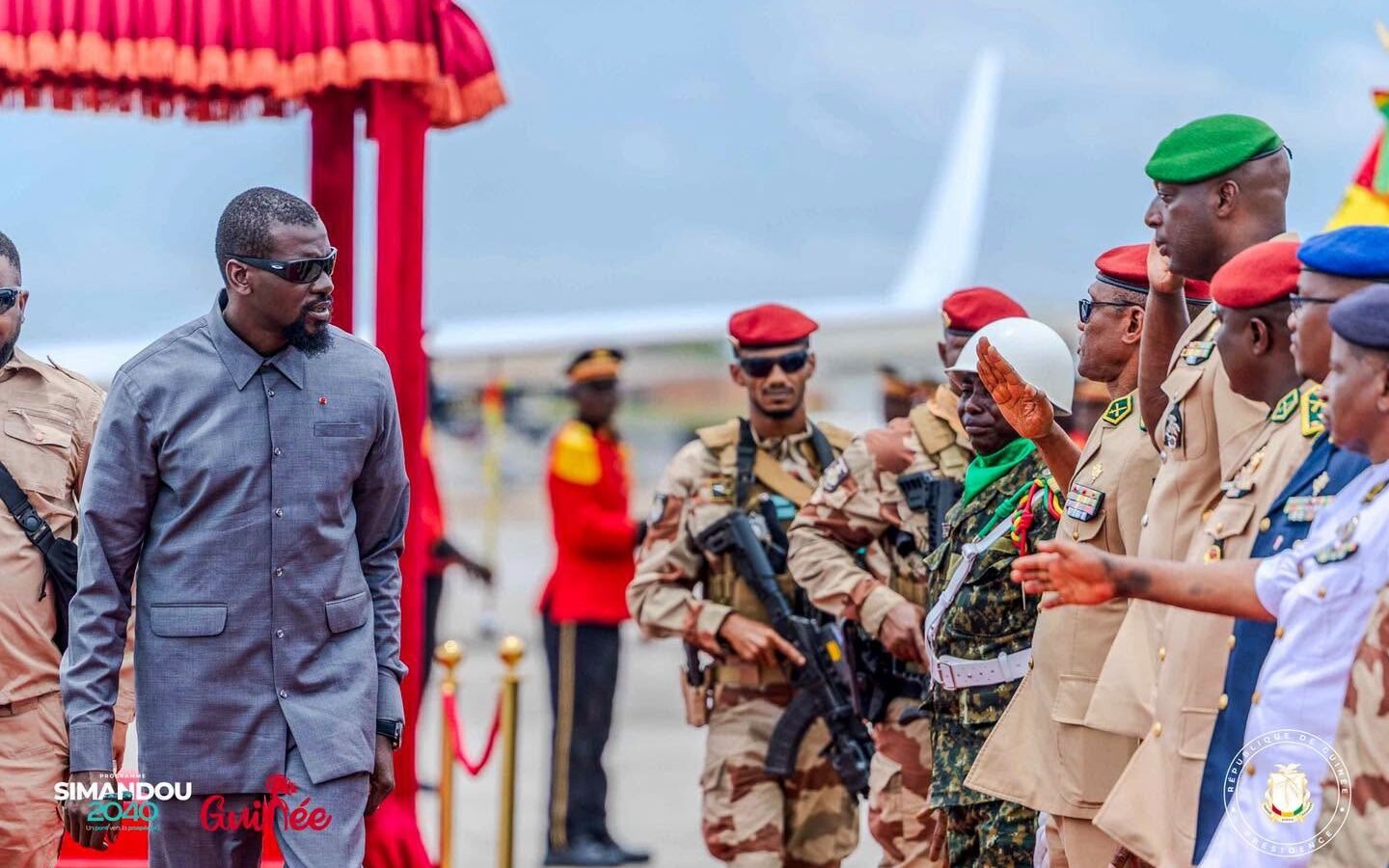 Après sa visite d’État en Côte d’Ivoire, le Président Mamadi Doumbouya regagne Conakry