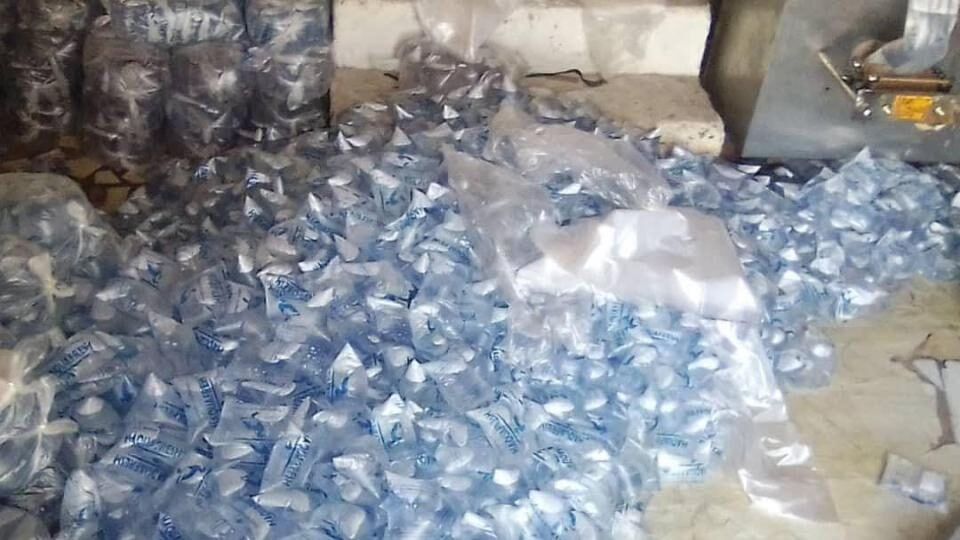 Guinée: un moratoire de six mois aux producteurs d’eau en sachets