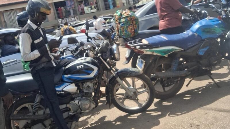 Conakry : la pénurie de carburant perturbe le transport et les activités économiques​