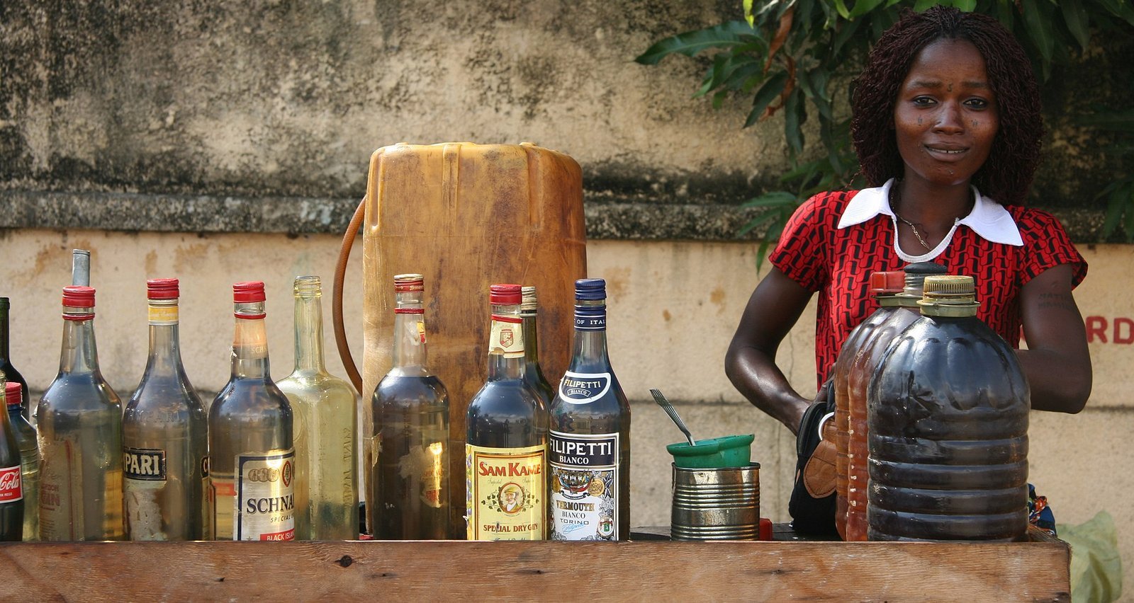 Petrol station in Bénin, Bénin. Image d'archive.